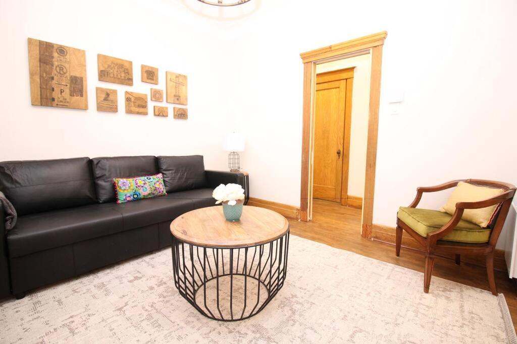 Charm & Luxury Vacation Headquarters To Downtown! Apartman Montréal Kültér fotó